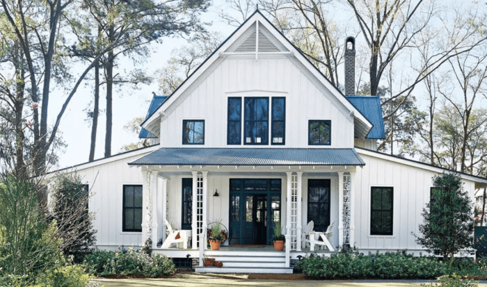 10 Stunning Home Exteriors with Board and Batten Siding – Craftivity .<div class=